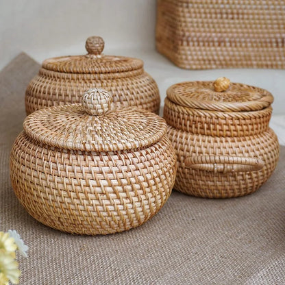 Panier rond en rotin avec couvercle