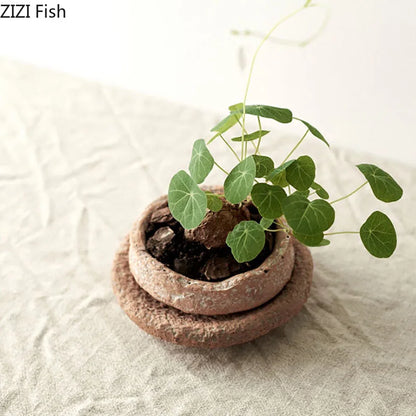 Vase en poterie brute, Pots de fleurs
